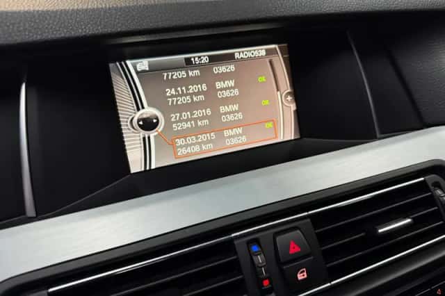 BMW 5-Serie (2014) thumbnail 32