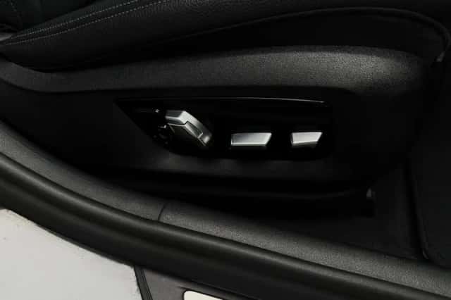 BMW 5-Serie (2019) thumbnail 31