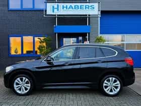 BMW X1 (2016) thumbnail 4