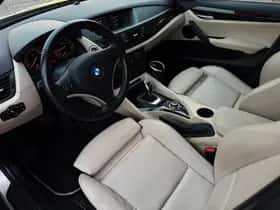 BMW X1 (2012) thumbnail 3