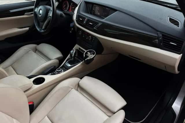 BMW X1 (2012) thumbnail 27