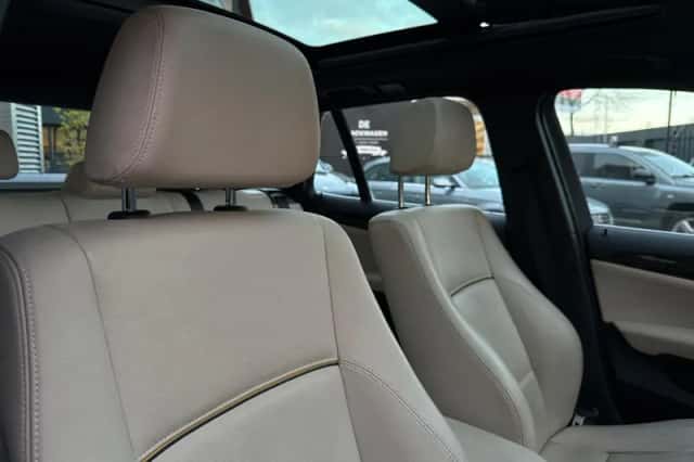 BMW X1 (2012) thumbnail 28