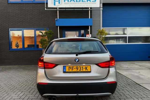 BMW X1 (2012) thumbnail 7