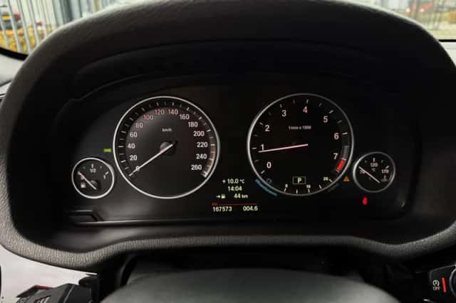 BMW X3 (2014) thumbnail 17