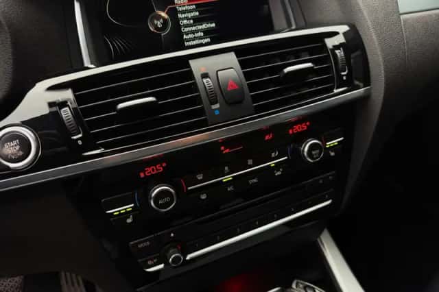 BMW X3 (2014) thumbnail 19