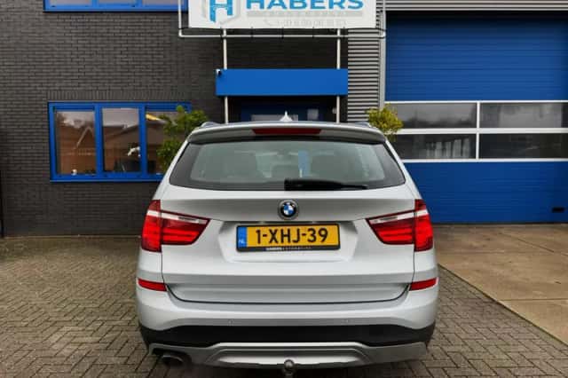BMW X3 (2014) thumbnail 6