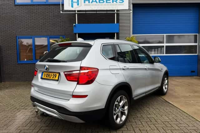 BMW X3 (2014) thumbnail 7