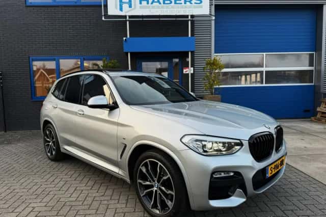 BMW X3 (2019) thumbnail 11