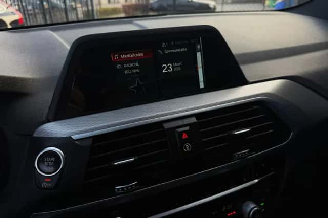 BMW X3 (2019) thumbnail 22