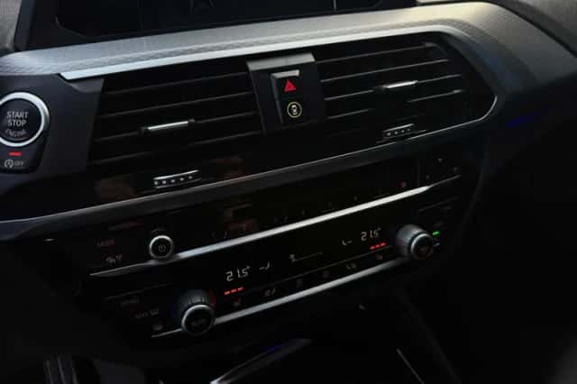 BMW X3 (2019) thumbnail 23