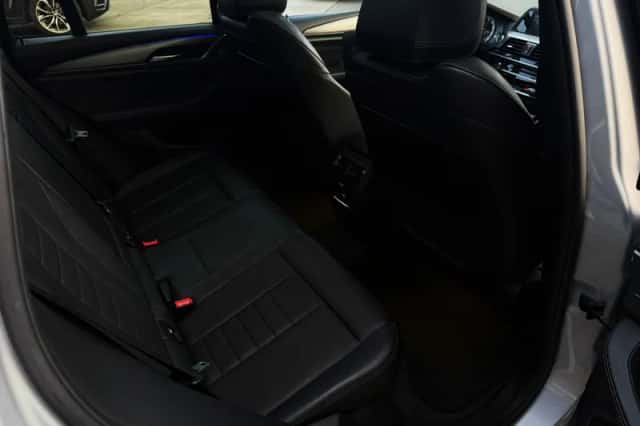 BMW X3 (2019) thumbnail 35