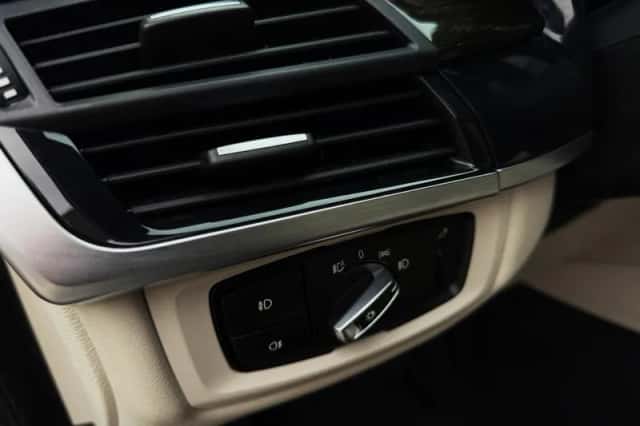 BMW X6 (2014) thumbnail 15