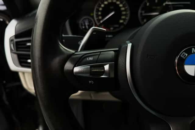 BMW X6 (2014) thumbnail 18