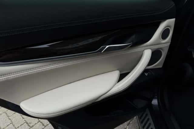 BMW X6 (2014) thumbnail 27