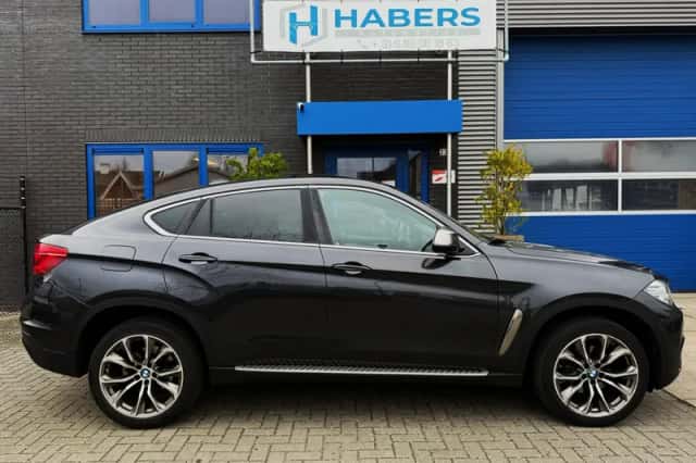 BMW X6 (2014) thumbnail 8