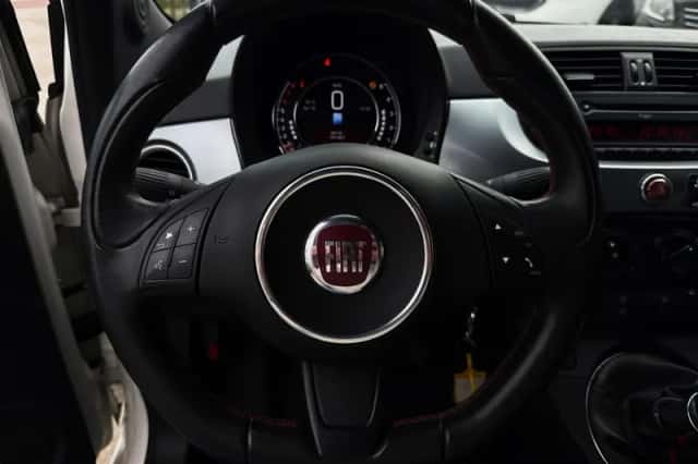 Fiat 500 (2015) thumbnail 16