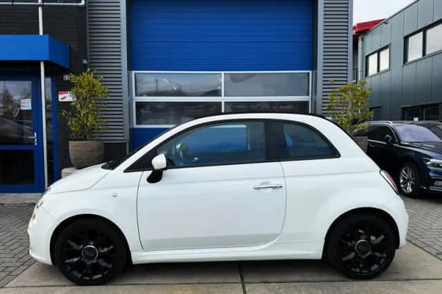 Fiat 500 (2015) thumbnail 4