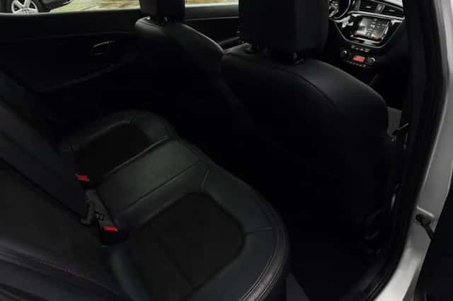 Kia Cee'd (2016) thumbnail 27