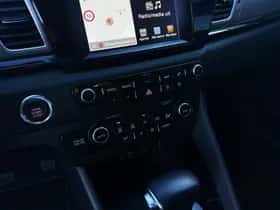 Kia Niro (2016) thumbnail 18