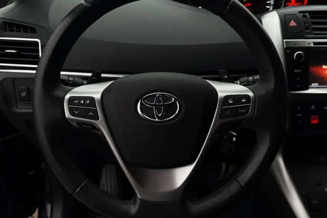 Toyota Verso (2014) thumbnail 14