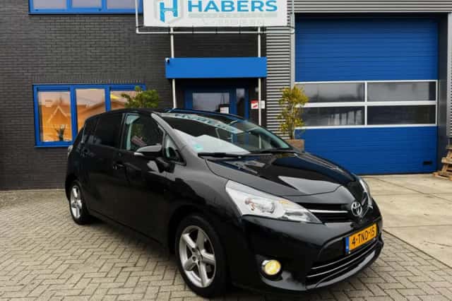 Toyota Verso (2014) thumbnail 10