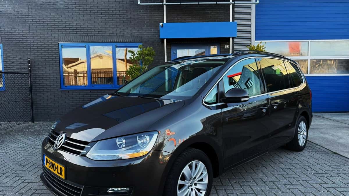 Volkswagen Sharan (2015) — foto 1