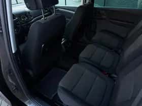 Volkswagen Sharan (2015) thumbnail 23