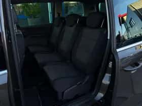 Volkswagen Sharan (2015) thumbnail 24