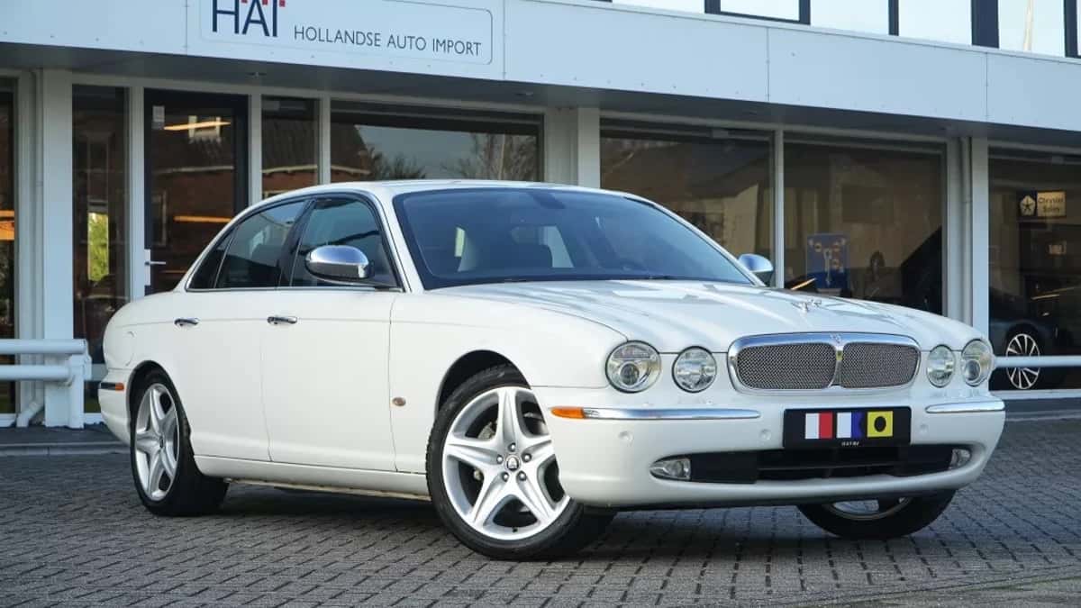 Jaguar XJ (2006) — foto 1