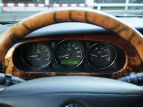 Jaguar XJ (2006) thumbnail 2