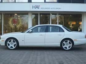 Jaguar XJ (2006) thumbnail 17