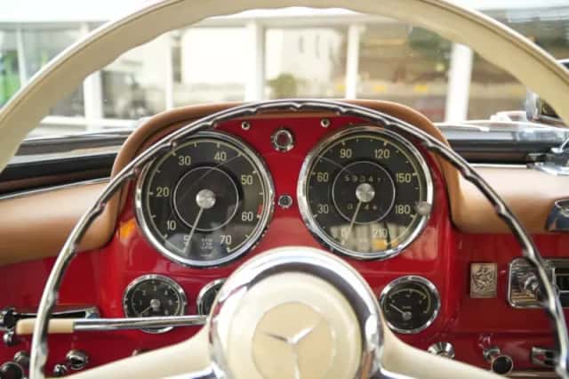 Mercedes-Benz 190-Serie (1961) thumbnail 3