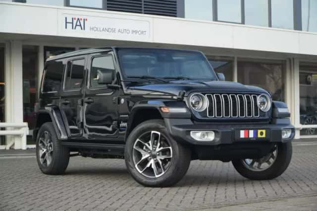 Jeep Wrangler (2024) thumbnail 1