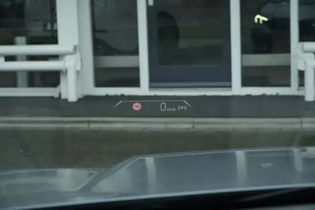 BMW X1 (2022) thumbnail 4
