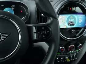 MINI Countryman (2022) thumbnail 10