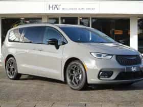 Chrysler Pacifica (2025) thumbnail 19