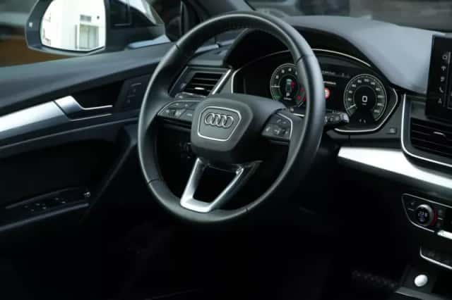 Audi Q5 (2025) thumbnail 5
