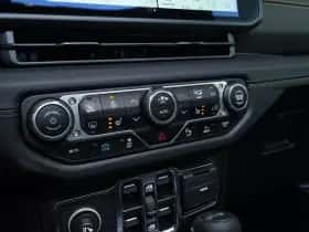 Jeep Wrangler (2025) thumbnail 14