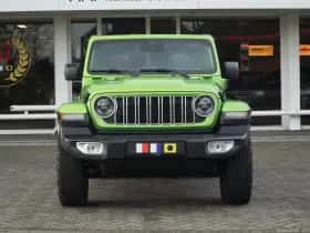 Jeep Wrangler (2025) thumbnail 22