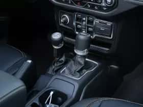 Jeep Wrangler (2025) thumbnail 6