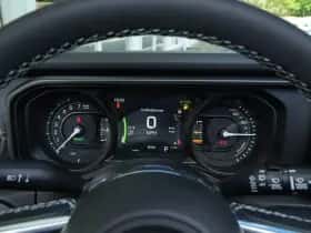 Jeep Wrangler (2025) thumbnail 8