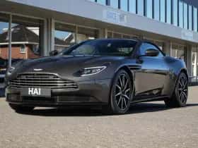 Aston Martin DB11 Volante (2021) thumbnail 11