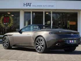 Aston Martin DB11 Volante (2021) thumbnail 14