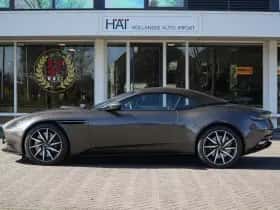 Aston Martin DB11 Volante (2021) thumbnail 8