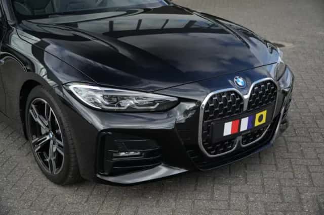 BMW 4-Serie (2023) thumbnail 3