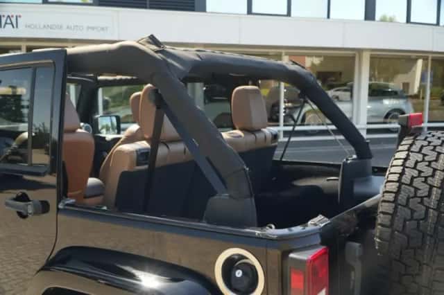 Jeep Wrangler (2013) thumbnail 6