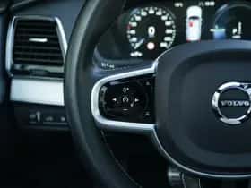 Volvo XC90 (2021) thumbnail 12