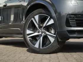 Volvo XC90 (2021) thumbnail 4