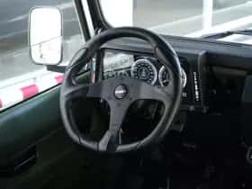 Land Rover Defender (1996) thumbnail 15