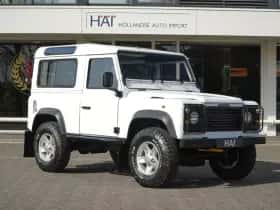 Land Rover Defender (1996) thumbnail 3